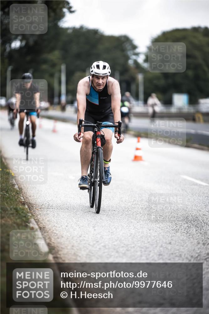 16.08.2026 - KN Förde Triathlon 2026 H.Heesch http://msf.ph/oto/9977646 16.08.2026 11:22:31 Radfahren 307, 315, 325, 368, 369, 389, 409, 415 meine-sportfotos.de