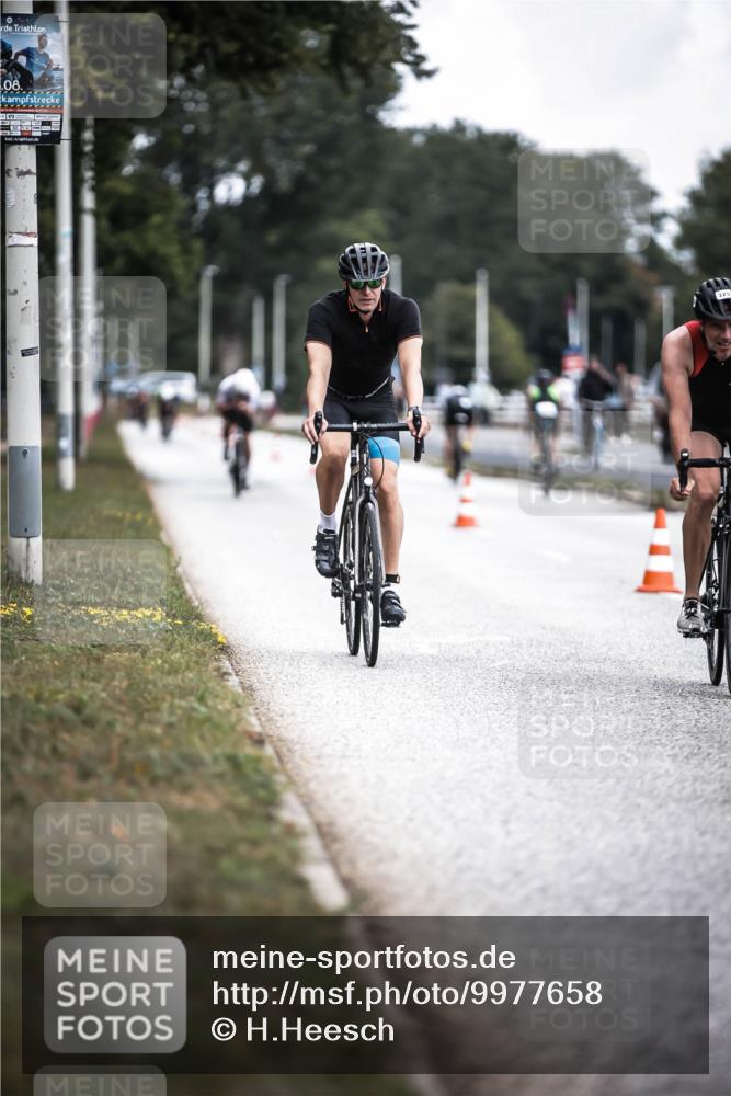 16.08.2026 - KN Förde Triathlon 2026 H.Heesch http://msf.ph/oto/9977658 16.08.2026 11:22:32 Radfahren 307, 315, 325, 336, 368, 369, 389, 415 meine-sportfotos.de