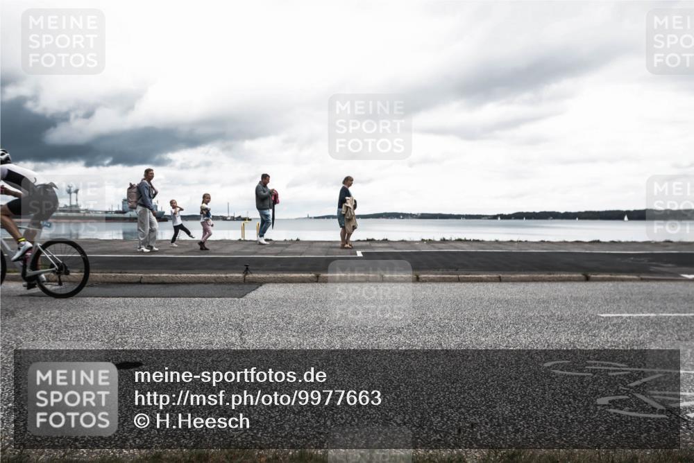 16.08.2026 - KN Förde Triathlon 2026 H.Heesch http://msf.ph/oto/9977663 16.08.2026 12:46:38 Radfahren 514, 523 meine-sportfotos.de
