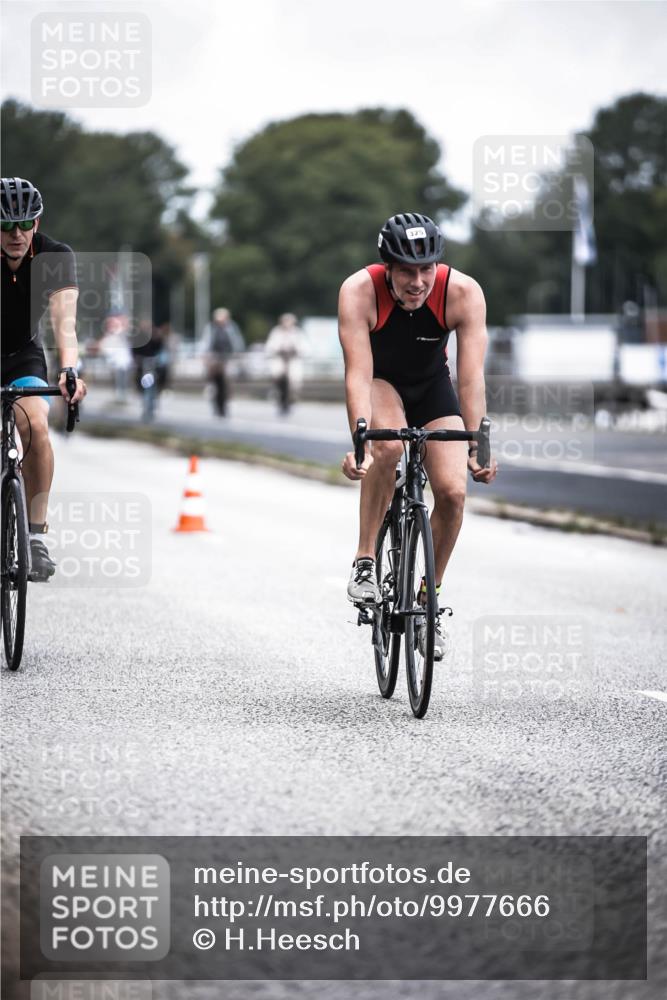 16.08.2026 - KN Förde Triathlon 2026 H.Heesch http://msf.ph/oto/9977666 16.08.2026 11:22:32 Radfahren 307, 315, 325, 336, 368, 369, 389, 415 meine-sportfotos.de