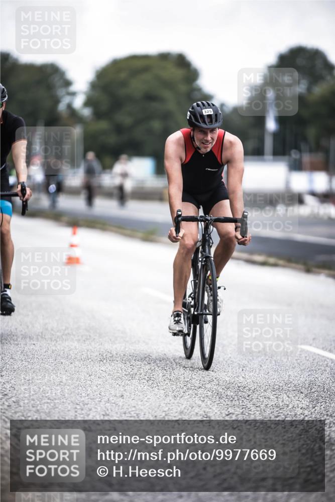 16.08.2026 - KN Förde Triathlon 2026 H.Heesch http://msf.ph/oto/9977669 16.08.2026 11:22:32 Radfahren 307, 315, 325, 336, 368, 369, 389, 415 meine-sportfotos.de
