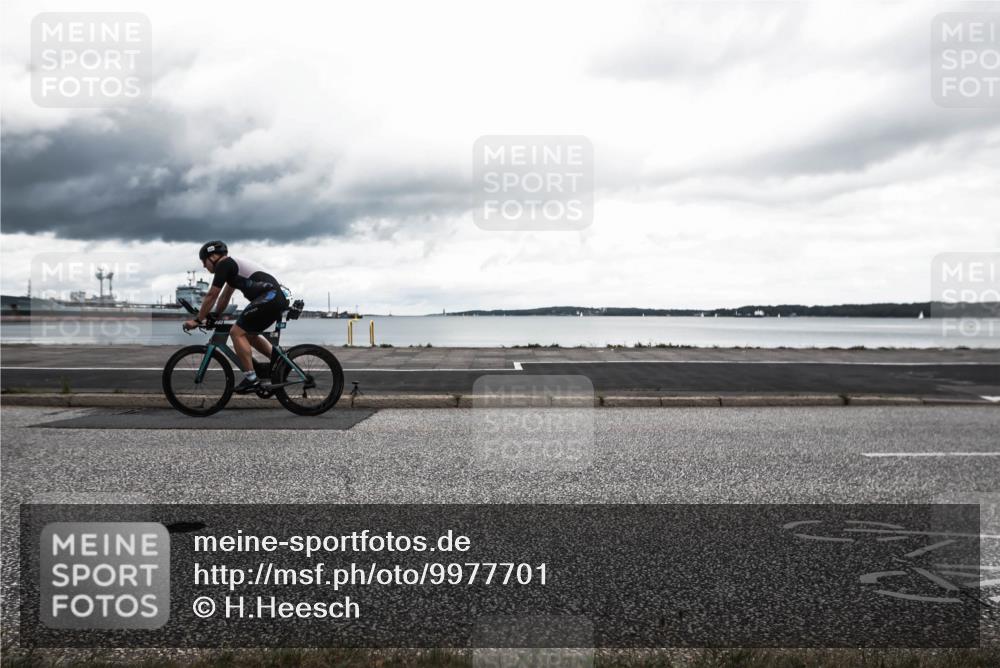 16.08.2026 - KN Förde Triathlon 2026 H.Heesch http://msf.ph/oto/9977701 16.08.2026 12:48:38 Radfahren 514, 523, 530 meine-sportfotos.de