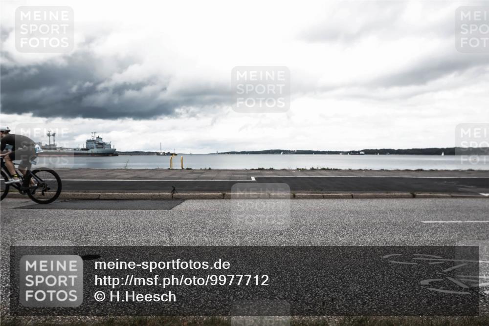 16.08.2026 - KN Förde Triathlon 2026 H.Heesch http://msf.ph/oto/9977712 16.08.2026 12:48:51 Radfahren 524, 534 meine-sportfotos.de