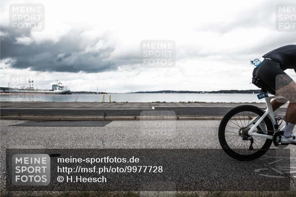 16.08.2026 - KN Förde Triathlon 2026 H.Heesch http://msf.ph/oto/9977728 16.08.2026 12:49:37 Radfahren 501, 540, 542, 543, 551 meine-sportfotos.de