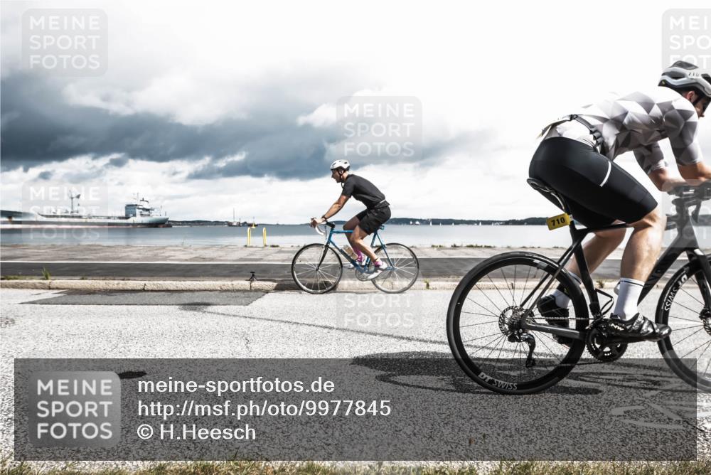 16.08.2026 - KN Förde Triathlon 2026 H.Heesch http://msf.ph/oto/9977845 16.08.2026 12:52:51 Radfahren 504, 546, 562, 580, 705, 710 meine-sportfotos.de