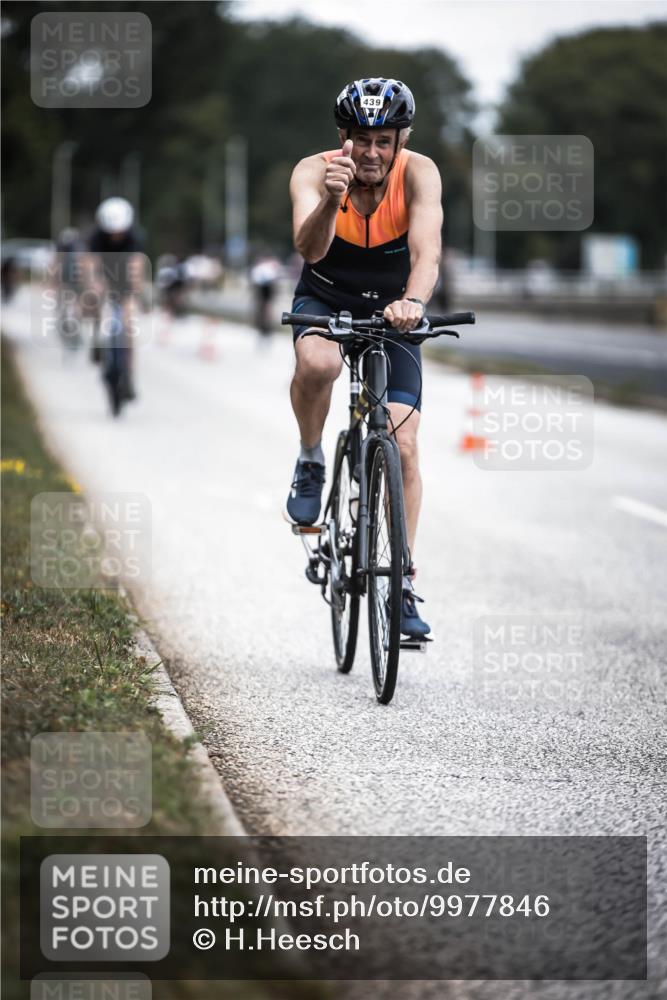 16.08.2026 - KN Förde Triathlon 2026 H.Heesch http://msf.ph/oto/9977846 16.08.2026 11:22:57 Radfahren 327, 388, 439 meine-sportfotos.de