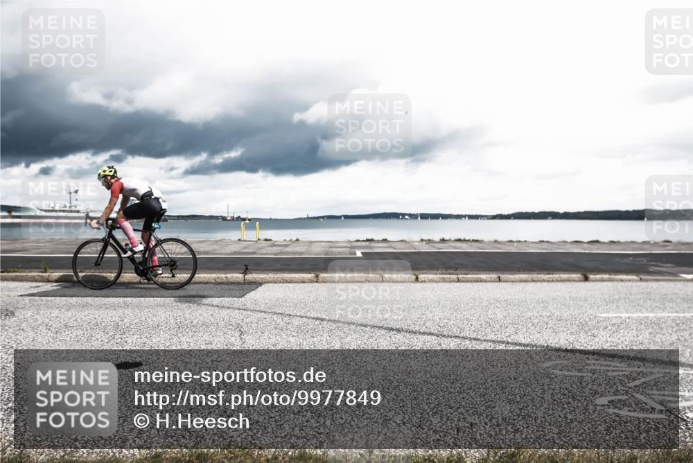 16.08.2026 - KN Förde Triathlon 2026 H.Heesch http://msf.ph/oto/9977849 16.08.2026 12:52:55 Radfahren 504, 538, 548, 562, 580, 705 meine-sportfotos.de