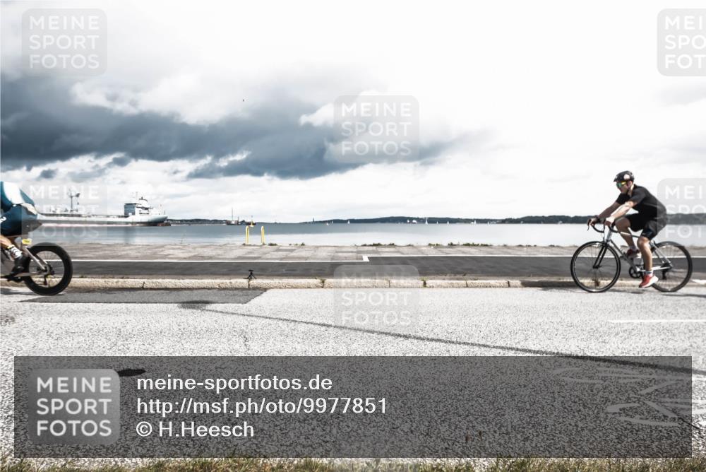 16.08.2026 - KN Förde Triathlon 2026 H.Heesch http://msf.ph/oto/9977851 16.08.2026 12:52:57 Radfahren 538, 548, 562, 580, 705 meine-sportfotos.de