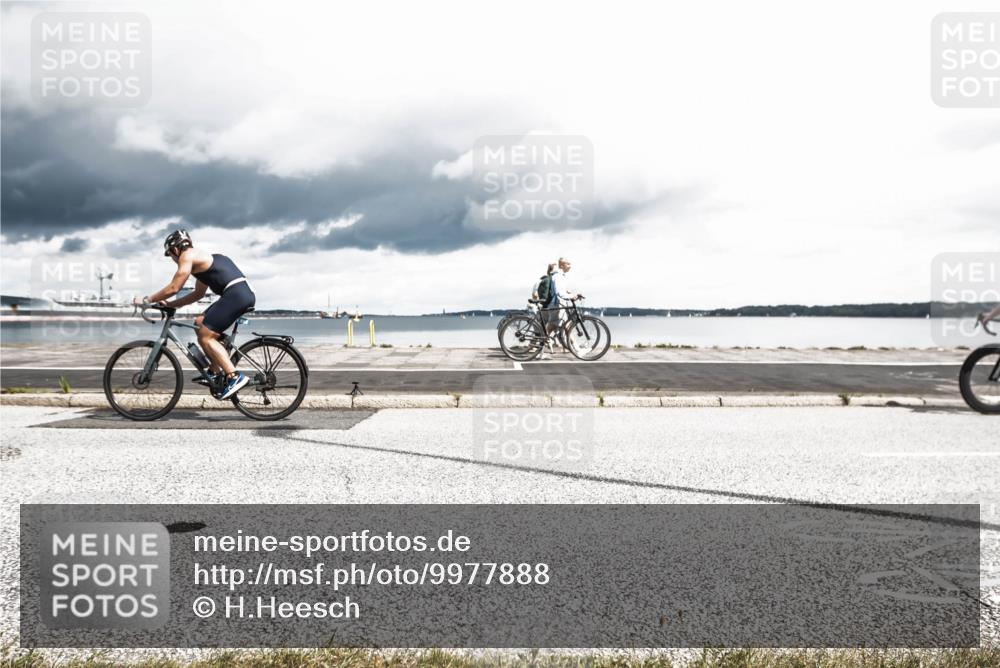 16.08.2026 - KN Förde Triathlon 2026 H.Heesch http://msf.ph/oto/9977888 16.08.2026 12:53:06 Radfahren 502, 535, 559, 587, 701, 733 meine-sportfotos.de