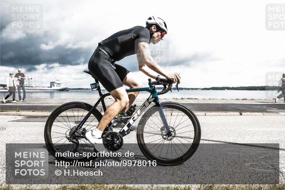 16.08.2026 - KN Förde Triathlon 2026 H.Heesch http://msf.ph/oto/9978016 16.08.2026 12:53:59 Radfahren 512, 549, 557, 571 meine-sportfotos.de