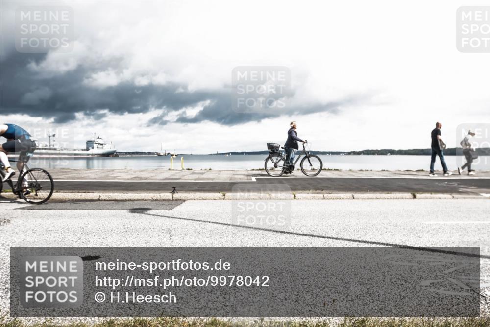 16.08.2026 - KN Förde Triathlon 2026 H.Heesch http://msf.ph/oto/9978042 16.08.2026 12:54:32 Radfahren 518, 539, 591, 702, 707 meine-sportfotos.de