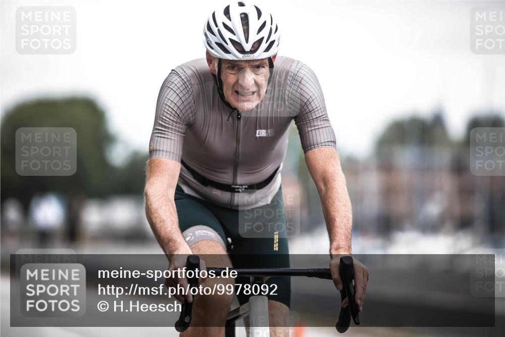 16.08.2026 - KN Förde Triathlon 2026 H.Heesch http://msf.ph/oto/9978092 16.08.2026 11:23:29 Radfahren 316, 370, 395 meine-sportfotos.de