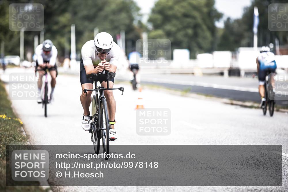 16.08.2026 - KN Förde Triathlon 2026 H.Heesch http://msf.ph/oto/9978148 16.08.2026 11:30:50 Radfahren 353 meine-sportfotos.de