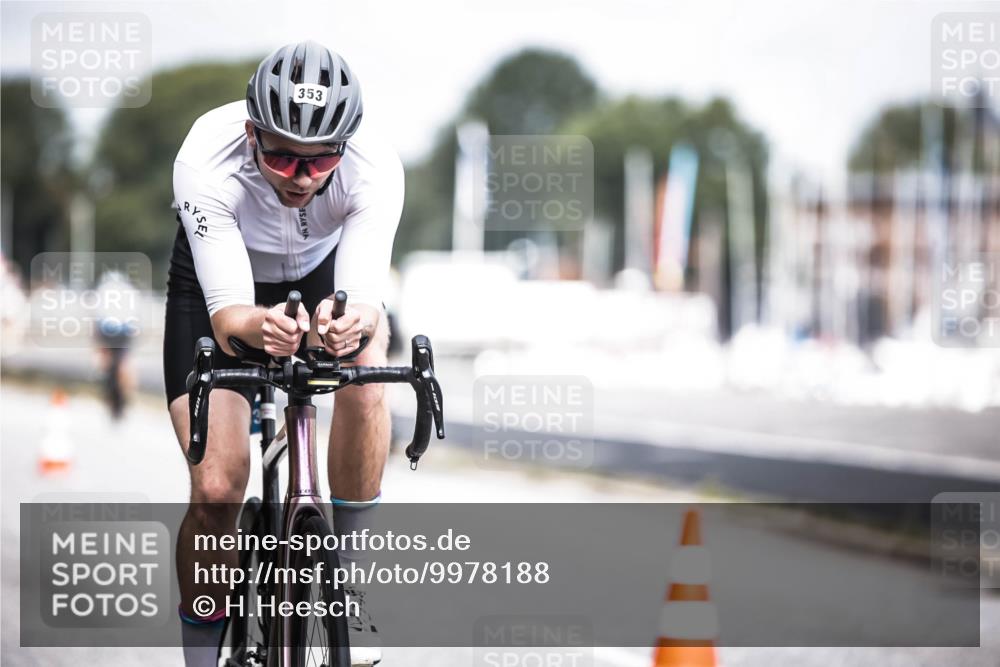 16.08.2026 - KN Förde Triathlon 2026 H.Heesch http://msf.ph/oto/9978188 16.08.2026 11:30:52 Radfahren 353 meine-sportfotos.de