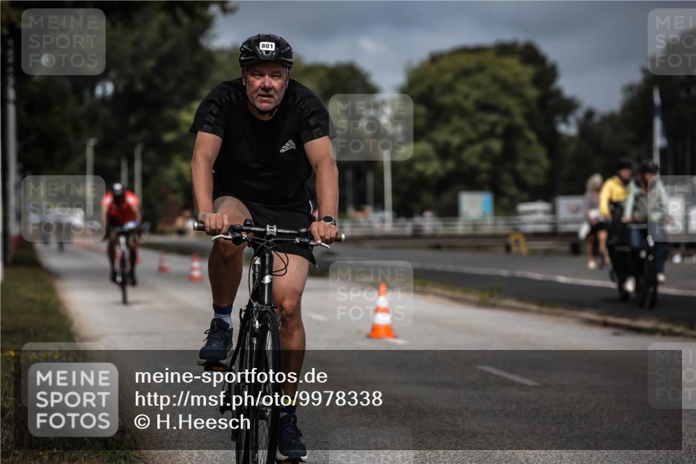 16.08.2026 - KN Förde Triathlon 2026 H.Heesch http://msf.ph/oto/9978338 16.08.2026 11:31:43 Radfahren 338, 801 meine-sportfotos.de