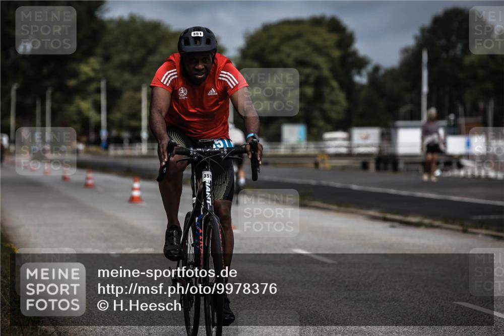 16.08.2026 - KN Förde Triathlon 2026 H.Heesch http://msf.ph/oto/9978376 16.08.2026 11:31:48 Radfahren 351 meine-sportfotos.de