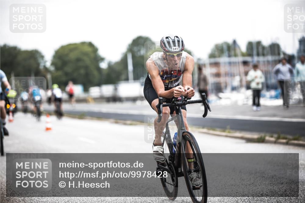 16.08.2026 - KN Förde Triathlon 2026 H.Heesch http://msf.ph/oto/9978428 16.08.2026 11:25:08 Radfahren 331, 341, 355, 375, 376, 409 meine-sportfotos.de