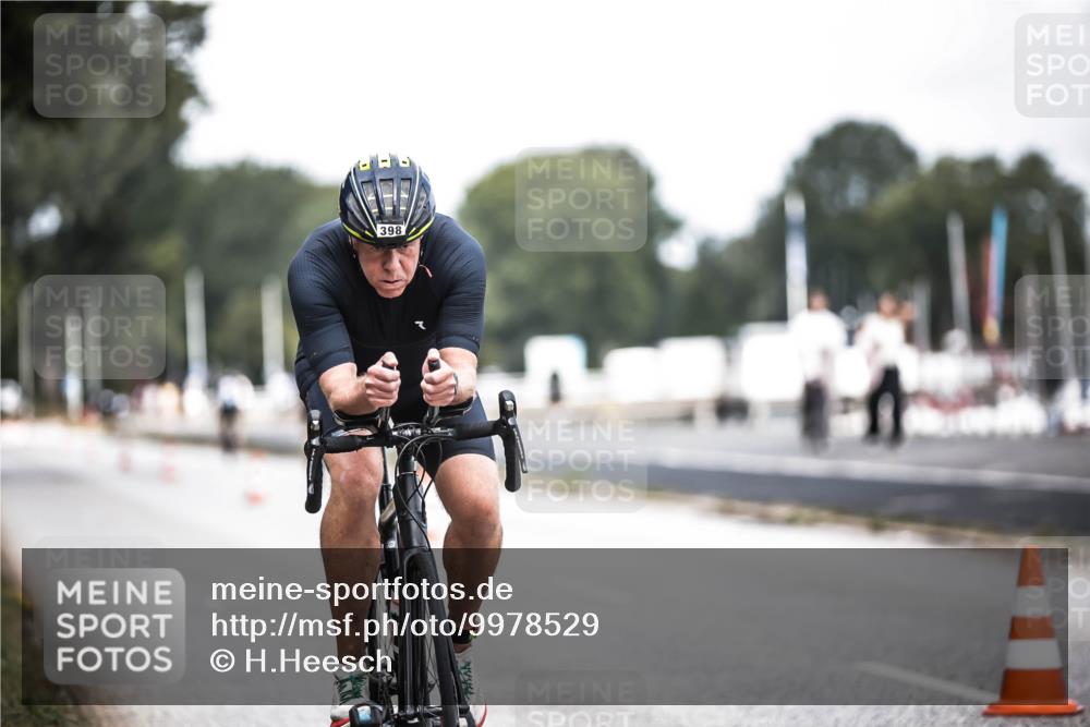 16.08.2026 - KN Förde Triathlon 2026 H.Heesch http://msf.ph/oto/9978529 16.08.2026 11:25:55 Radfahren 313, 319, 356, 398 meine-sportfotos.de
