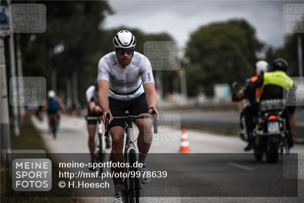 16.08.2026 - KN Förde Triathlon 2026 H.Heesch http://msf.ph/oto/9978639 16.08.2026 11:32:45 Radfahren 315, 372, 389, 392 meine-sportfotos.de