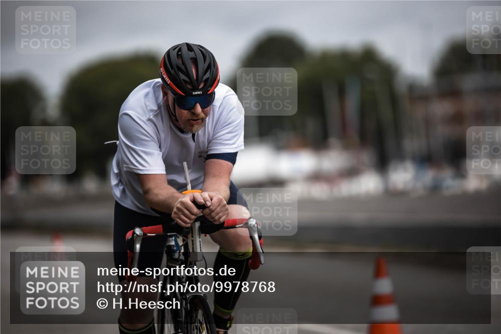 16.08.2026 - KN Förde Triathlon 2026 H.Heesch http://msf.ph/oto/9978768 16.08.2026 11:32:53 Radfahren 348, 391, 399 meine-sportfotos.de