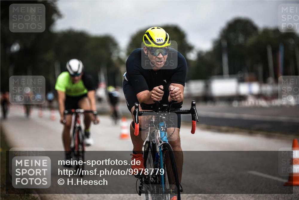 16.08.2026 - KN Förde Triathlon 2026 H.Heesch http://msf.ph/oto/9978779 16.08.2026 11:27:00 Radfahren 343, 359, 361, 383, 412, 804 meine-sportfotos.de