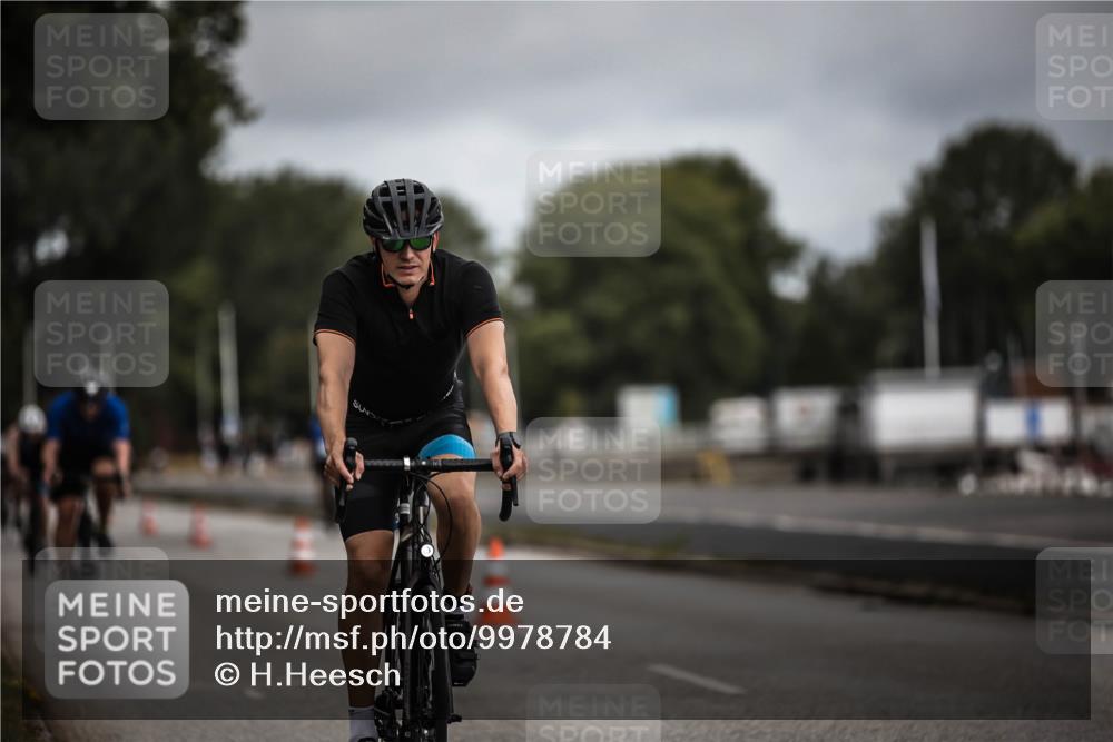 16.08.2026 - KN Förde Triathlon 2026 H.Heesch http://msf.ph/oto/9978784 16.08.2026 11:32:58 Radfahren 368, 399, 430 meine-sportfotos.de