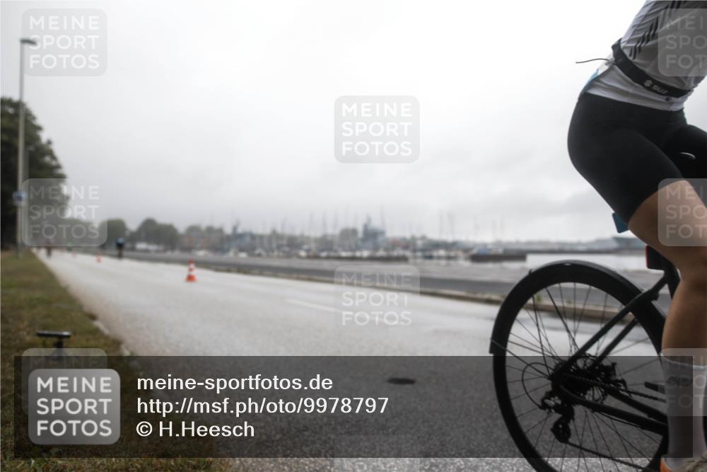 16.08.2026 - KN Förde Triathlon 2026 H.Heesch http://msf.ph/oto/9978797 16.08.2026 10:04:17 Radfahren  meine-sportfotos.de