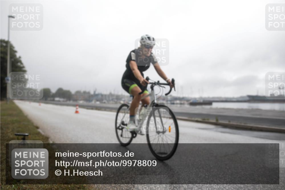 16.08.2026 - KN Förde Triathlon 2026 H.Heesch http://msf.ph/oto/9978809 16.08.2026 10:04:30 Radfahren  meine-sportfotos.de
