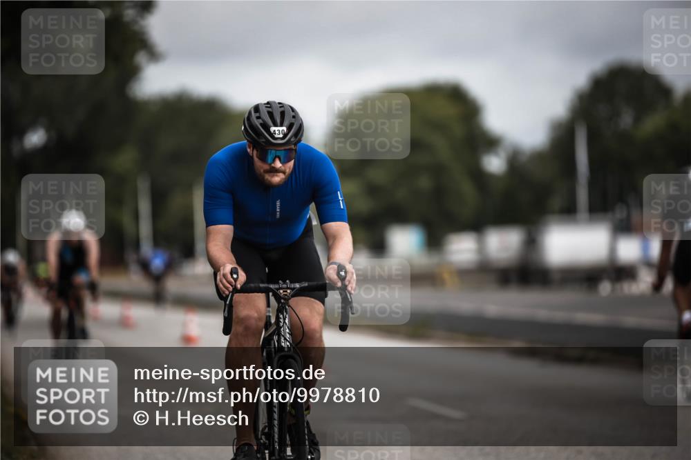 16.08.2026 - KN Förde Triathlon 2026 H.Heesch http://msf.ph/oto/9978810 16.08.2026 11:33:01 Radfahren 368, 369, 430 meine-sportfotos.de