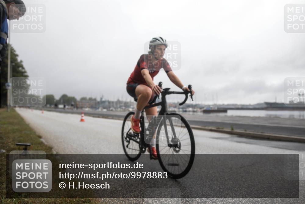 16.08.2026 - KN Förde Triathlon 2026 H.Heesch http://msf.ph/oto/9978883 16.08.2026 10:05:26 Radfahren 256 meine-sportfotos.de