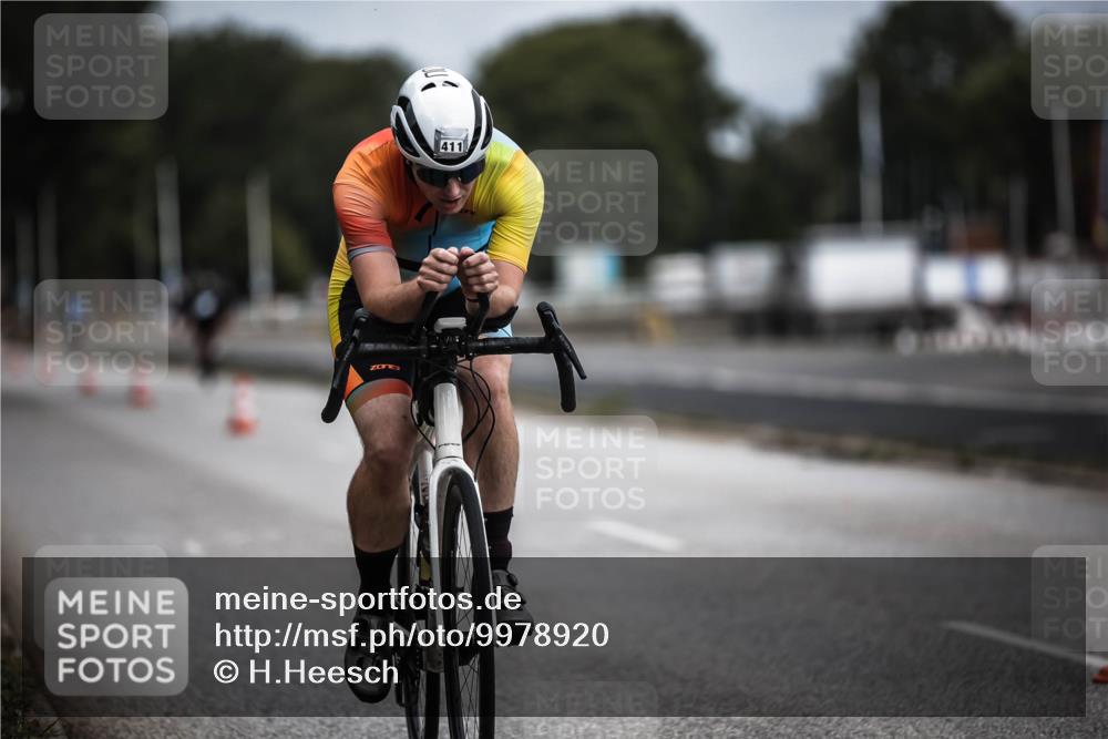 16.08.2026 - KN Förde Triathlon 2026 H.Heesch http://msf.ph/oto/9978920 16.08.2026 11:33:09 Radfahren 386, 411 meine-sportfotos.de