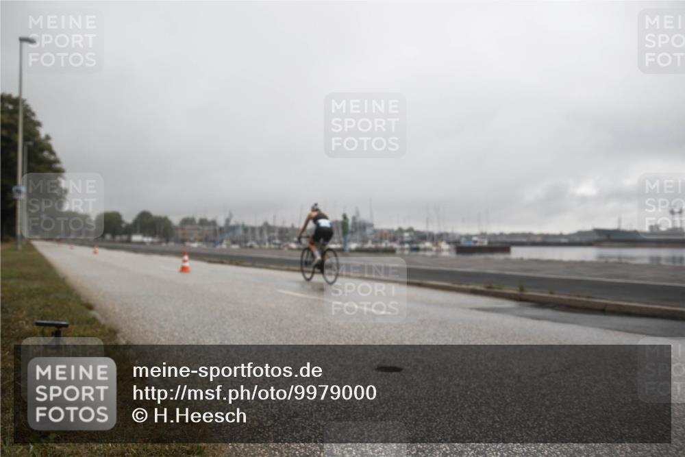 16.08.2026 - KN Förde Triathlon 2026 H.Heesch http://msf.ph/oto/9979000 16.08.2026 10:07:03 Radfahren  meine-sportfotos.de