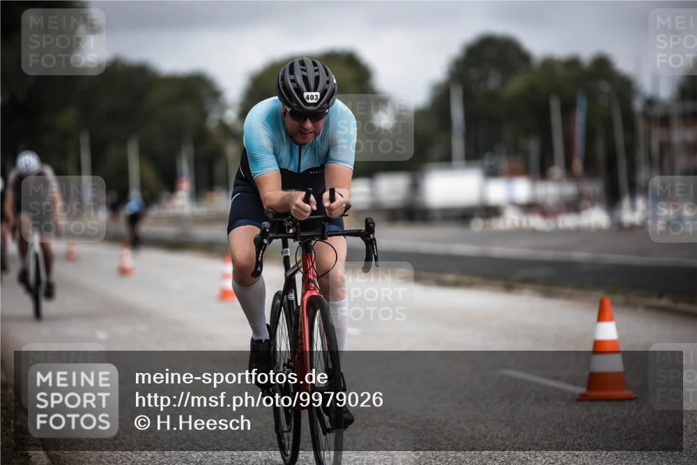 16.08.2026 - KN Förde Triathlon 2026 H.Heesch http://msf.ph/oto/9979026 16.08.2026 11:33:33 Radfahren 316, 379, 388, 403 meine-sportfotos.de