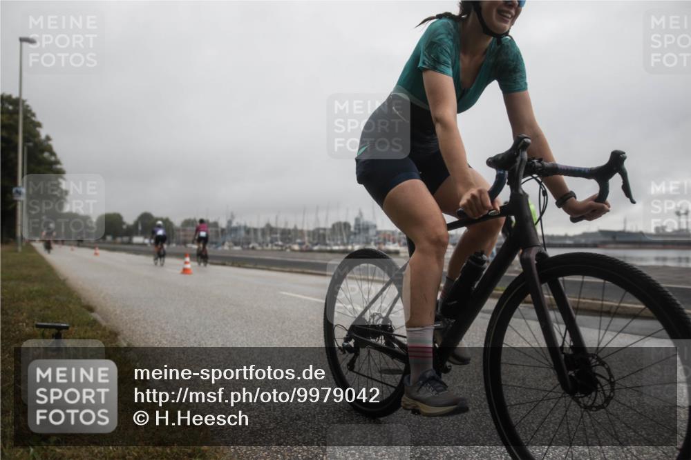 16.08.2026 - KN Förde Triathlon 2026 H.Heesch http://msf.ph/oto/9979042 16.08.2026 10:08:01 Radfahren 128, 216, 264 meine-sportfotos.de