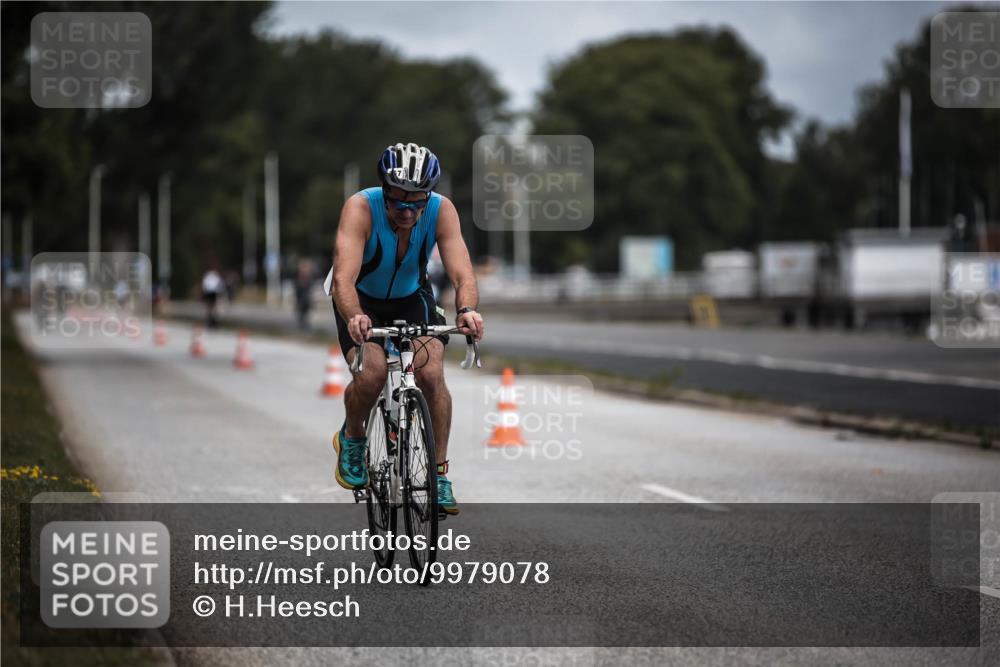 16.08.2026 - KN Förde Triathlon 2026 H.Heesch http://msf.ph/oto/9979078 16.08.2026 11:34:00 Radfahren 328, 357, 375 meine-sportfotos.de