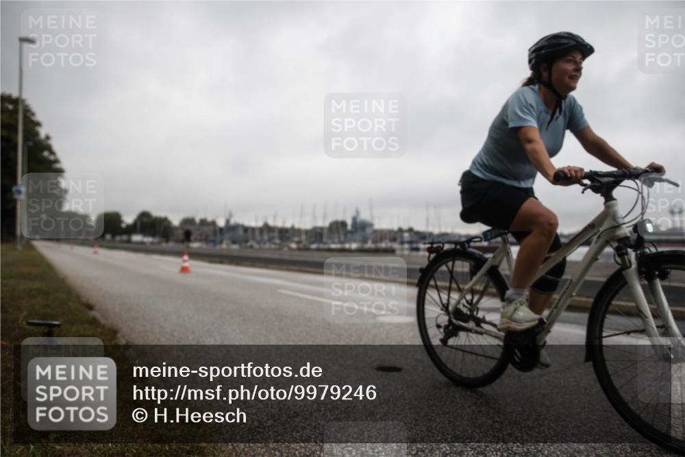 16.08.2026 - KN Förde Triathlon 2026 H.Heesch http://msf.ph/oto/9979246 16.08.2026 10:14:59 Radfahren  meine-sportfotos.de