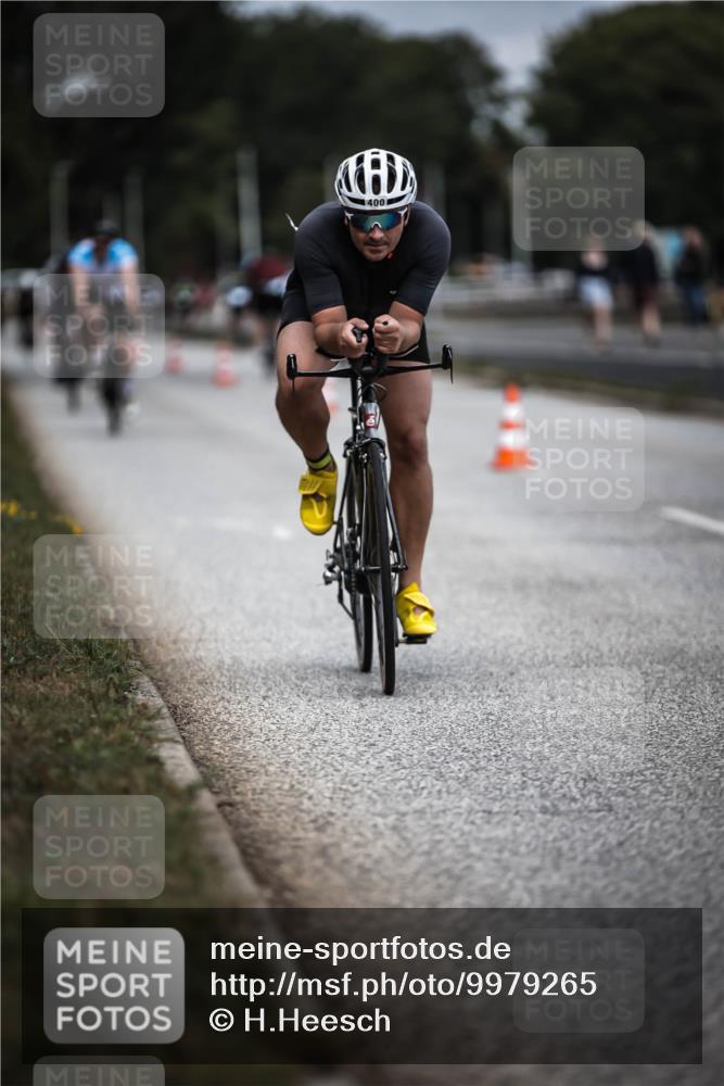 16.08.2026 - KN Förde Triathlon 2026 H.Heesch http://msf.ph/oto/9979265 16.08.2026 11:34:43 Radfahren 343, 345, 358, 393, 400, 410 meine-sportfotos.de