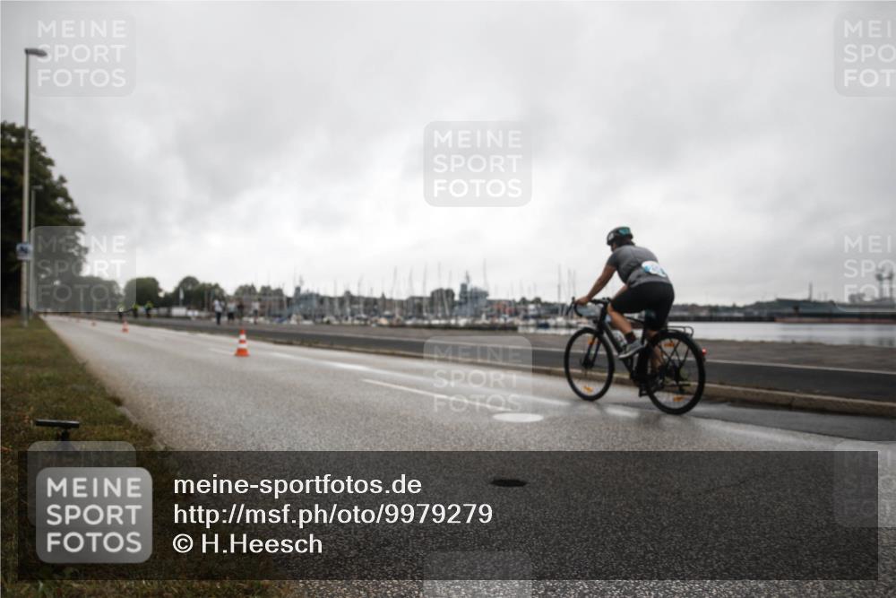 16.08.2026 - KN Förde Triathlon 2026 H.Heesch http://msf.ph/oto/9979279 16.08.2026 10:19:47 Radfahren  meine-sportfotos.de