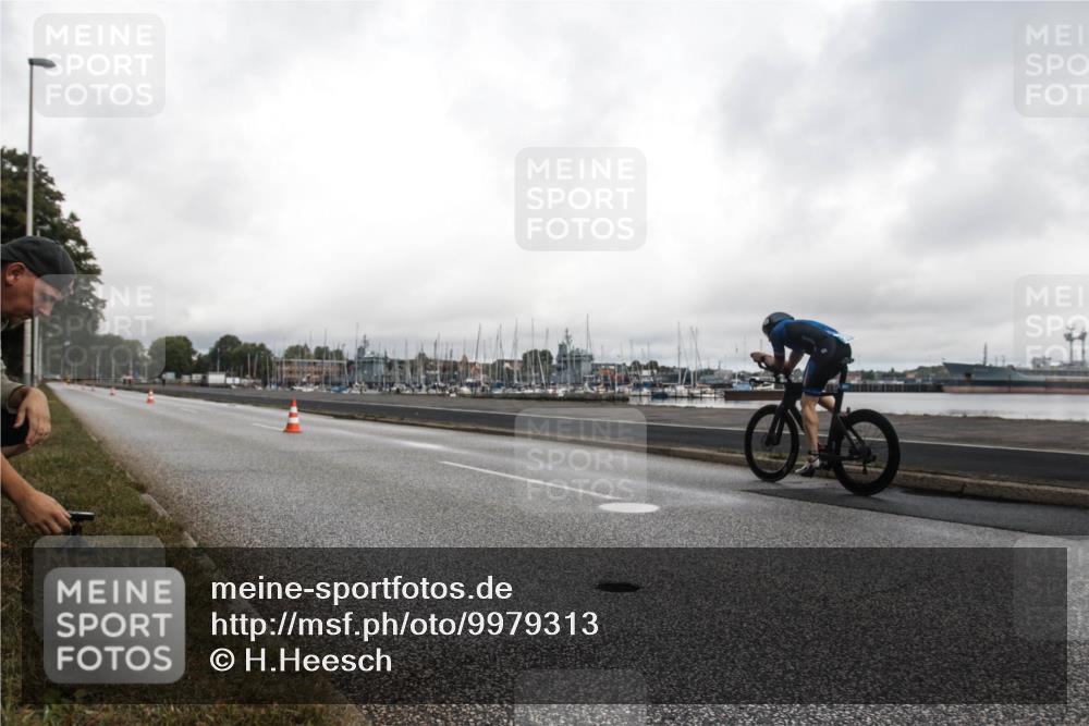 16.08.2026 - KN Förde Triathlon 2026 H.Heesch http://msf.ph/oto/9979313 16.08.2026 10:57:48 Radfahren  meine-sportfotos.de