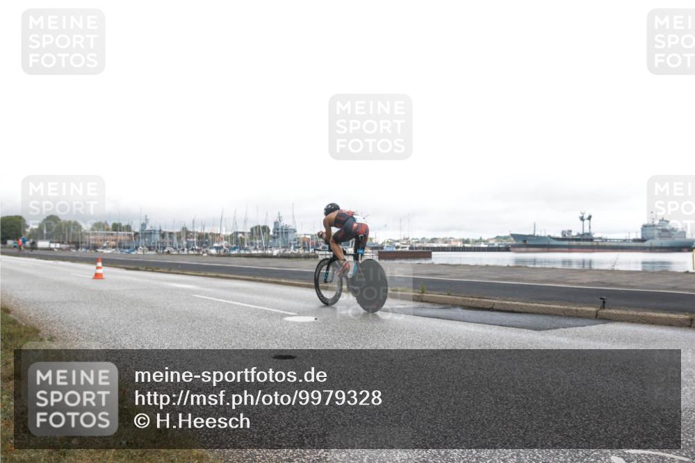 16.08.2026 - KN Förde Triathlon 2026 H.Heesch http://msf.ph/oto/9979328 16.08.2026 11:00:08 Radfahren 314, 325 meine-sportfotos.de