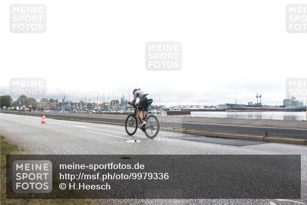 16.08.2026 - KN Förde Triathlon 2026 H.Heesch http://msf.ph/oto/9979336 16.08.2026 11:00:35 Radfahren 302 meine-sportfotos.de
