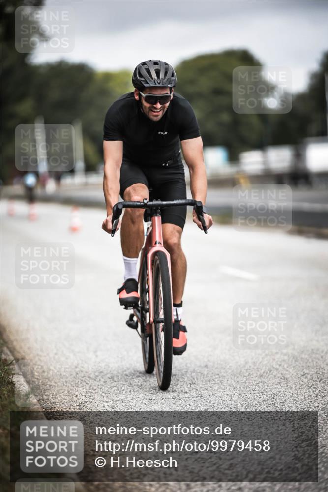 16.08.2026 - KN Förde Triathlon 2026 H.Heesch http://msf.ph/oto/9979458 16.08.2026 11:35:17 Radfahren 399 meine-sportfotos.de