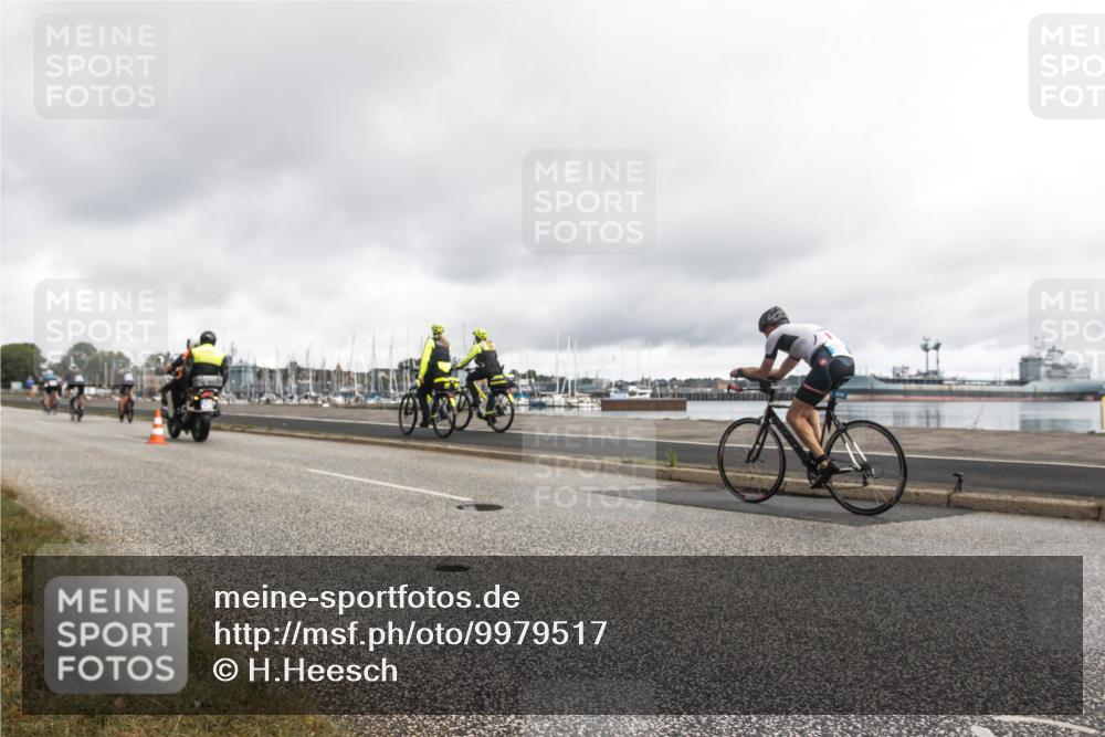 16.08.2026 - KN Förde Triathlon 2026 H.Heesch http://msf.ph/oto/9979517 16.08.2026 11:09:39 Radfahren 330, 389 meine-sportfotos.de