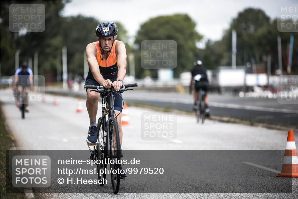 16.08.2026 - KN Förde Triathlon 2026 H.Heesch http://msf.ph/oto/9979520 16.08.2026 11:35:32 Radfahren 354, 392, 437, 439 meine-sportfotos.de