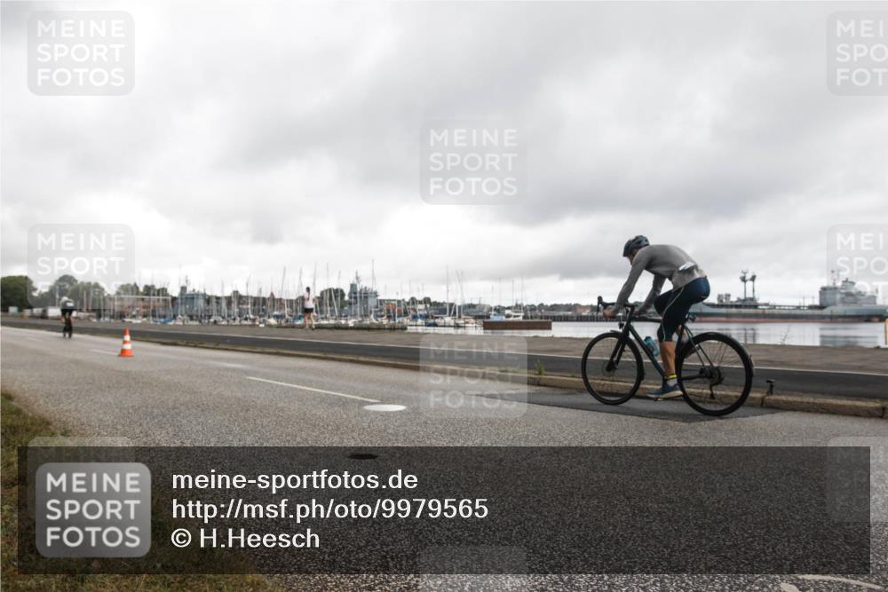 16.08.2026 - KN Förde Triathlon 2026 H.Heesch http://msf.ph/oto/9979565 16.08.2026 11:11:04 Radfahren 316, 329, 376 meine-sportfotos.de