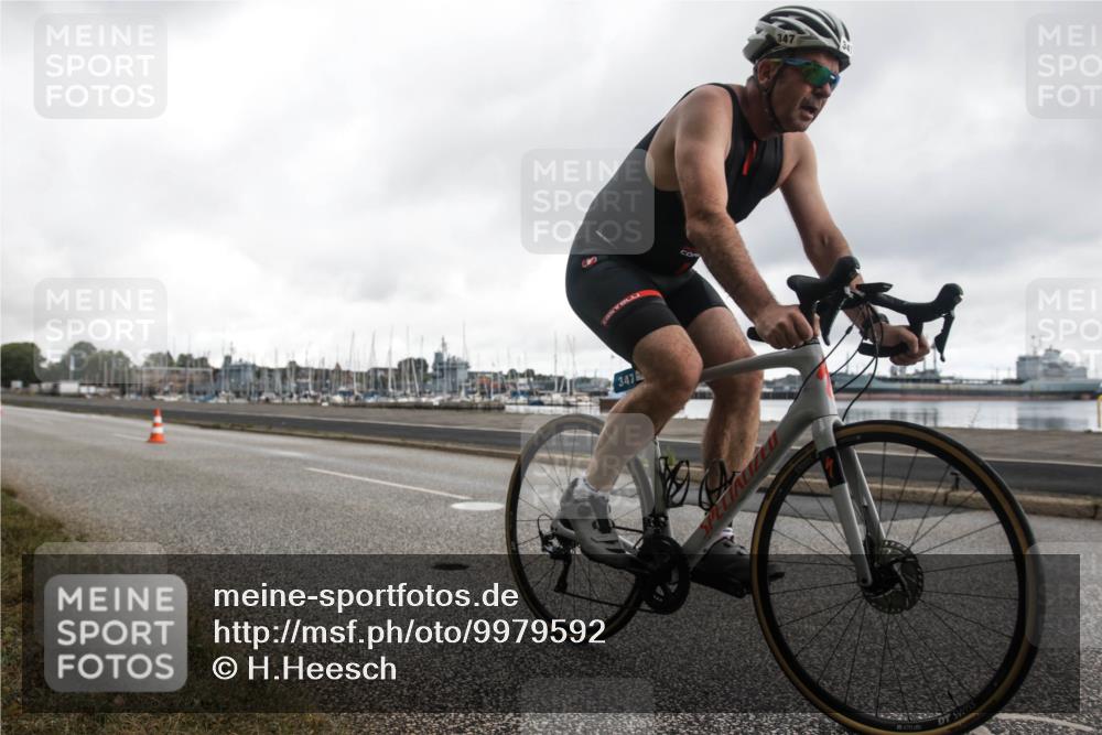16.08.2026 - KN Förde Triathlon 2026 H.Heesch http://msf.ph/oto/9979592 16.08.2026 11:11:36 Radfahren 221, 309, 320, 324, 327, 347, 401, 411, 441 meine-sportfotos.de