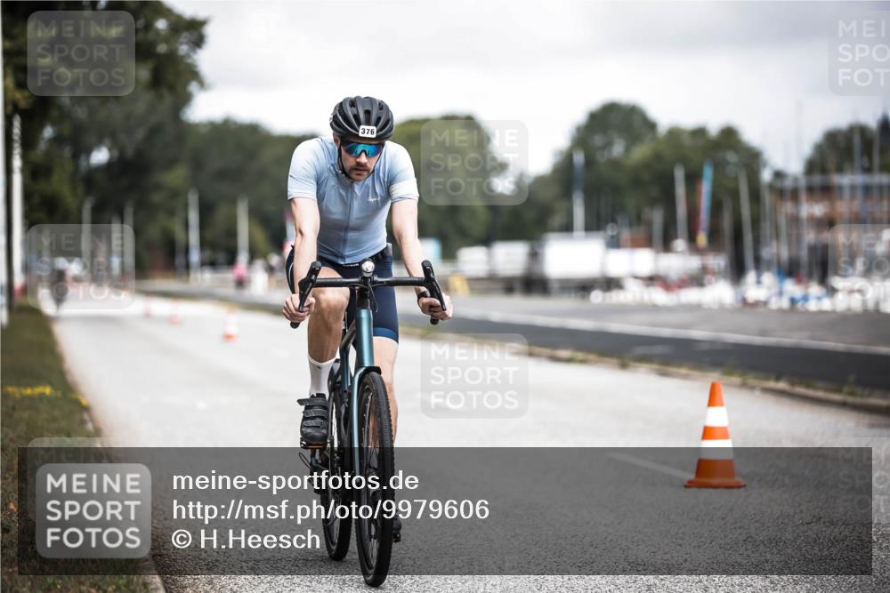 16.08.2026 - KN Förde Triathlon 2026 H.Heesch http://msf.ph/oto/9979606 16.08.2026 11:36:08 Radfahren 360, 367, 376, 802 meine-sportfotos.de