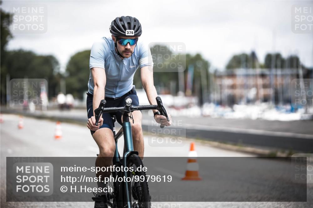 16.08.2026 - KN Förde Triathlon 2026 H.Heesch http://msf.ph/oto/9979619 16.08.2026 11:36:09 Radfahren 360, 367, 376, 406, 802 meine-sportfotos.de