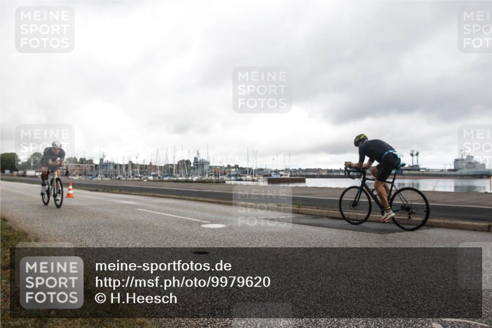 16.08.2026 - KN Förde Triathlon 2026 H.Heesch http://msf.ph/oto/9979620 16.08.2026 11:11:56 Radfahren 305, 337, 369, 370, 373, 377, 397 meine-sportfotos.de