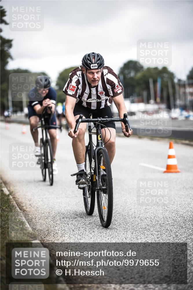 16.08.2026 - KN Förde Triathlon 2026 H.Heesch http://msf.ph/oto/9979655 16.08.2026 11:36:22 Radfahren 334, 409 meine-sportfotos.de